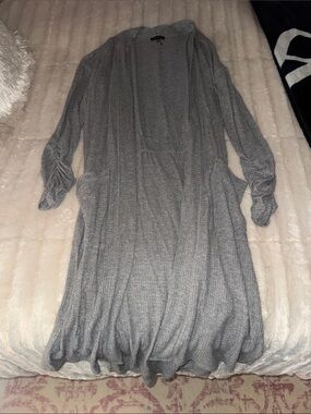 1.STATE Light Gray Ribbed Open Cardigan
